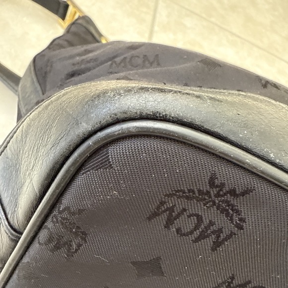 VTG MCM Black Jacquard‎ bucket bag Crossbody Purse Large Nylon & Leather Germany - Picture 9 of 16